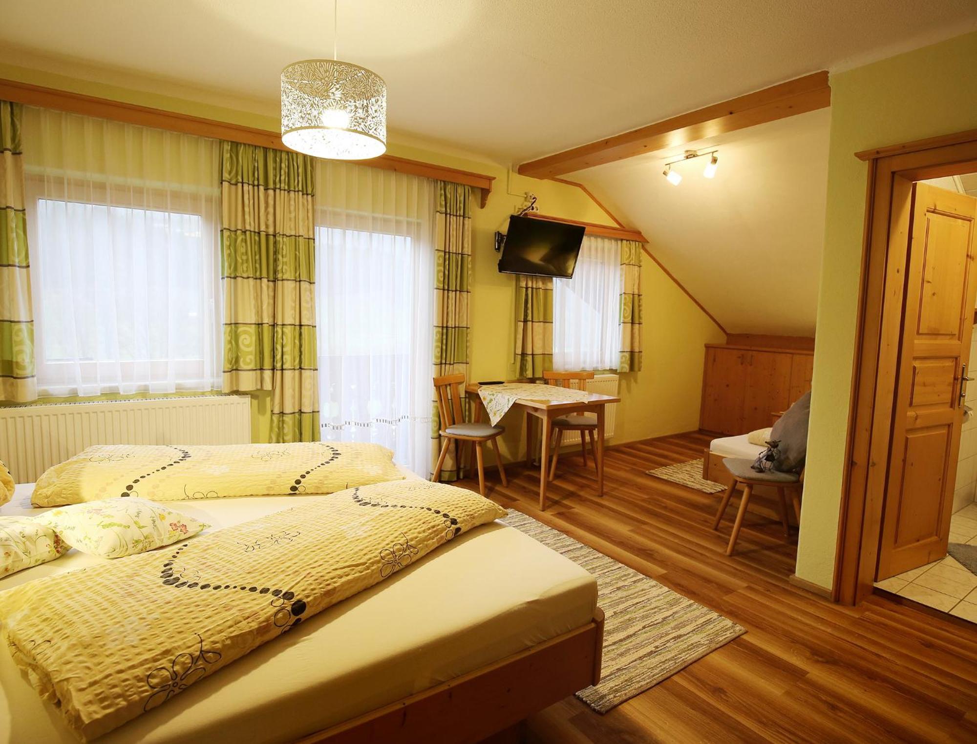 Haufhof-Pension Am Bauernhof, Haus Im Ennstal Bei Schladming Kültér fotó